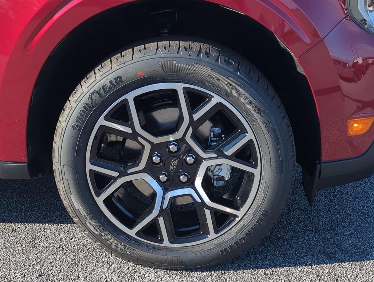 2025 Ford Maverick LARIAT Winder GA