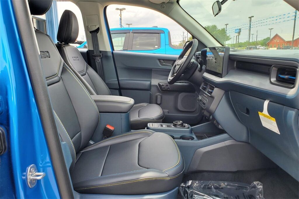 2025 Ford Maverick Lobo Hondo TX