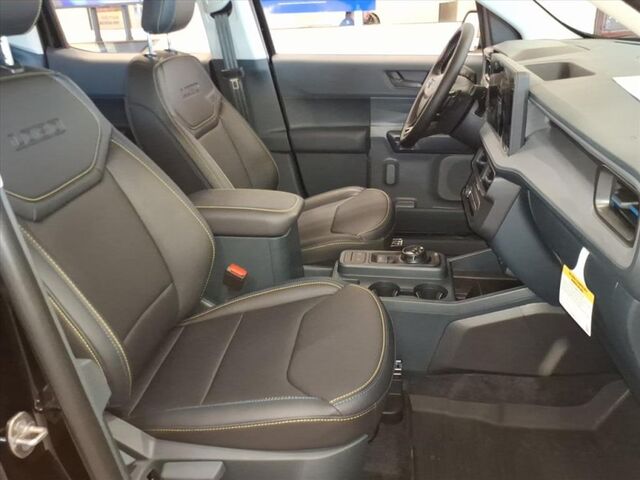 2025 Ford Maverick Lobo Standard  TX