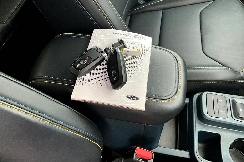 2025 Ford Maverick Lobo Standard OR