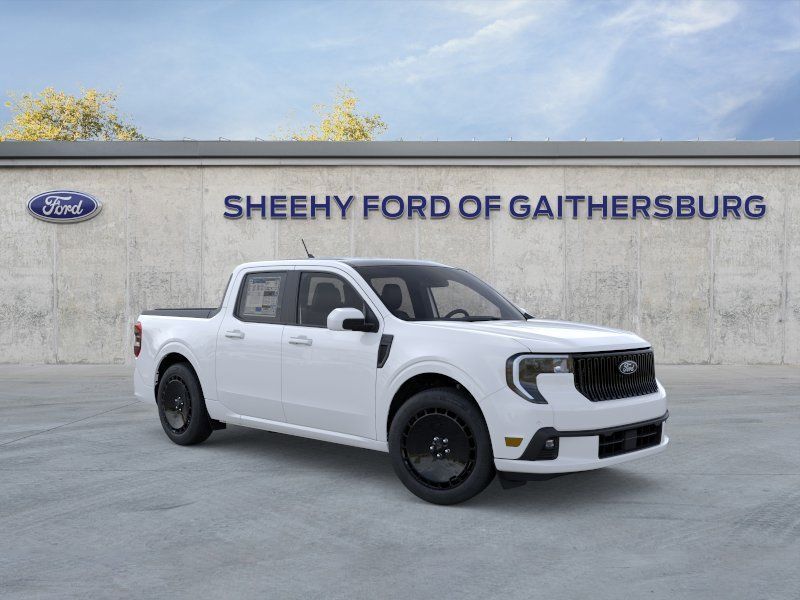 2025 Ford Maverick Lobo Standard