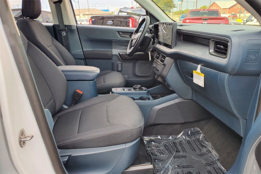 2025 Ford Maverick XL Hondo TX