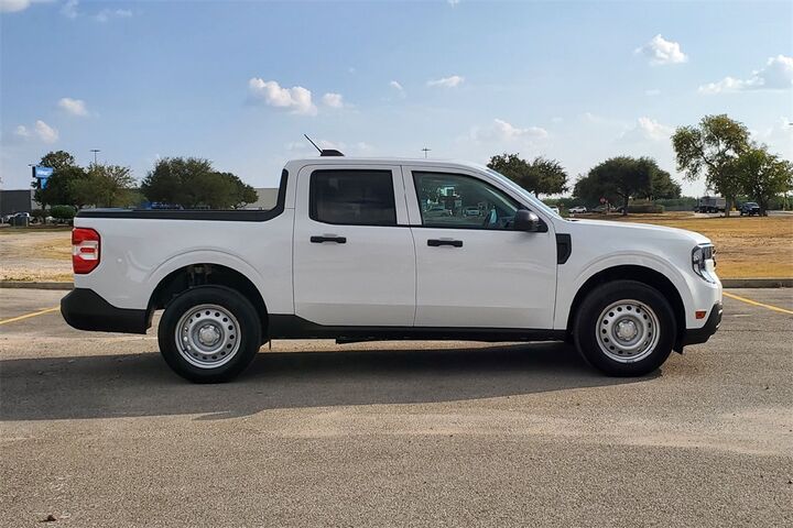 2025 Ford Maverick XL  TX 2025 Ford Maverick XL  TX