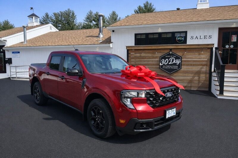 2025 Ford Maverick XLT - 1-OWNER - SAT IN THE GARAGE - EXTRAS