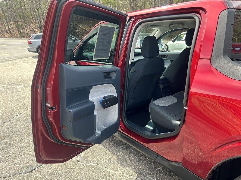 2025 Ford Maverick XLT - 1-OWNER - SAT IN THE GARAGE - EXTRAS Webster MA