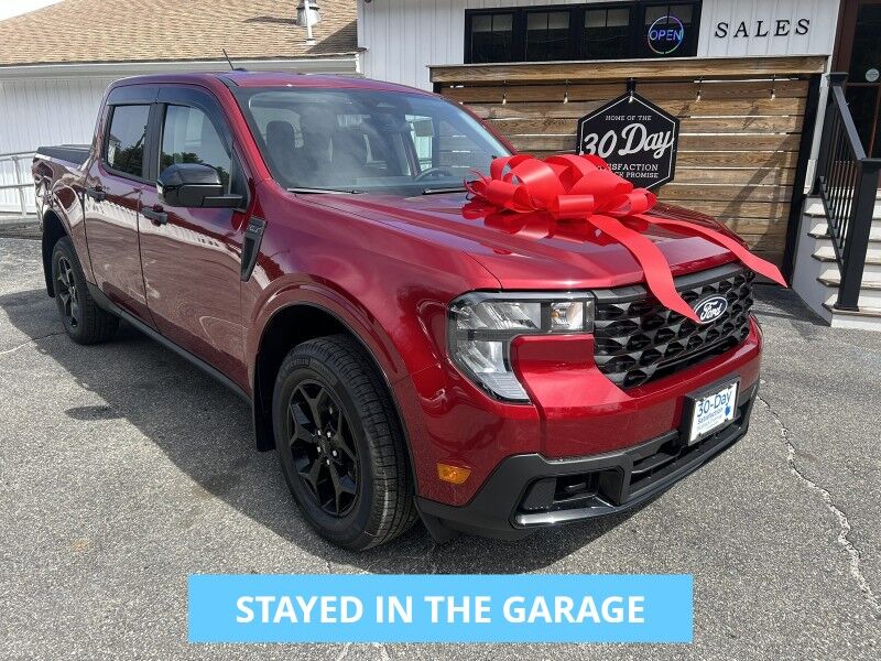 2025 Ford Maverick XLT - 1-OWNER - SAT IN THE GARAGE - EXTRAS