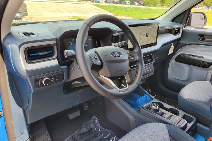 2025 Ford Maverick XLT  TX