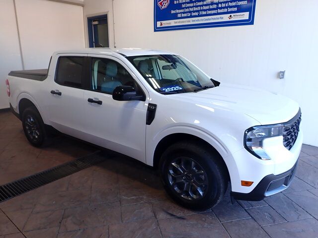 2025 Ford Maverick XLT AWD CREW