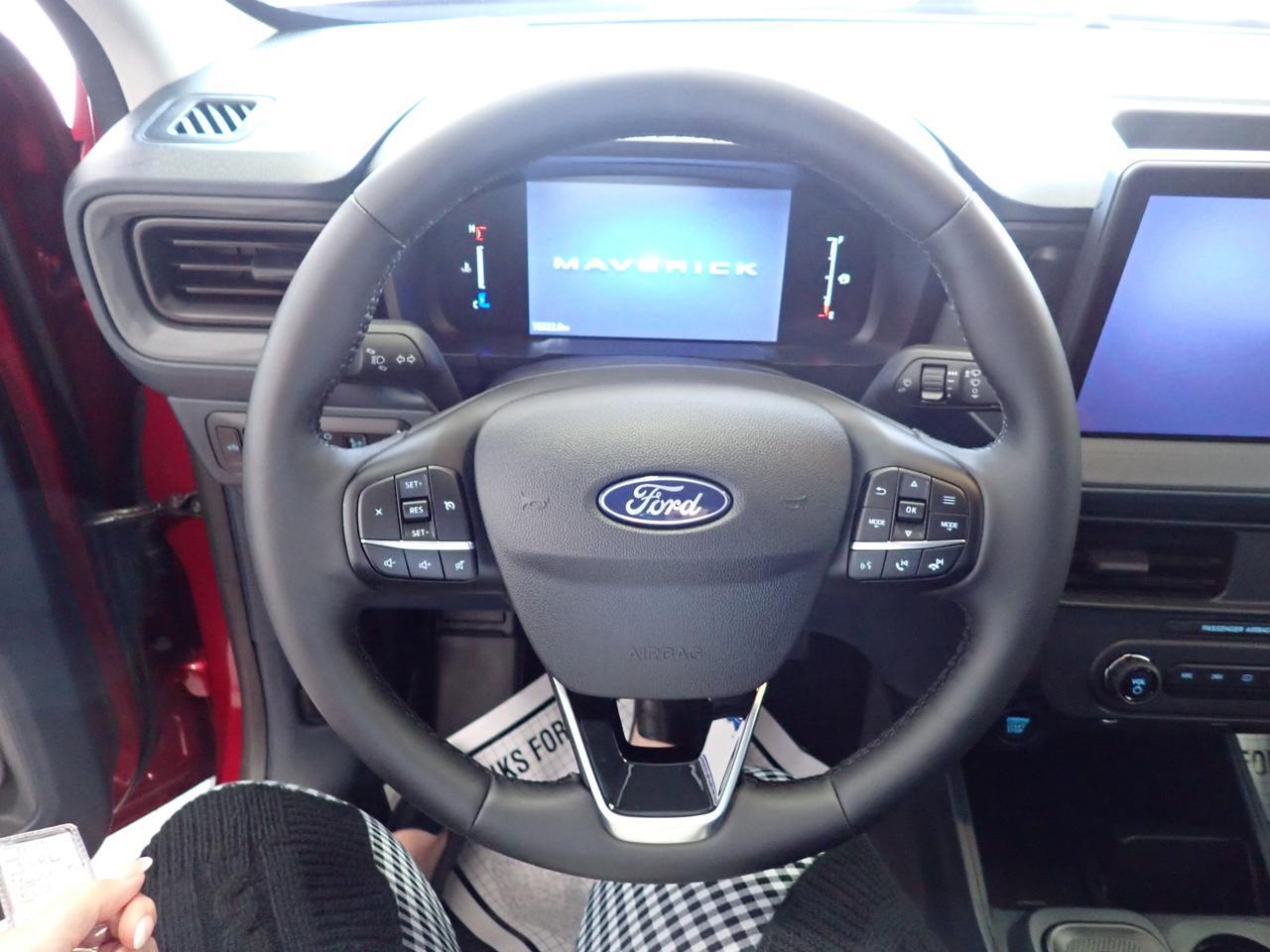 2025 Ford Maverick XLT AWD SUPERCREW BLK APP PKG LUX PKG Listowel ON