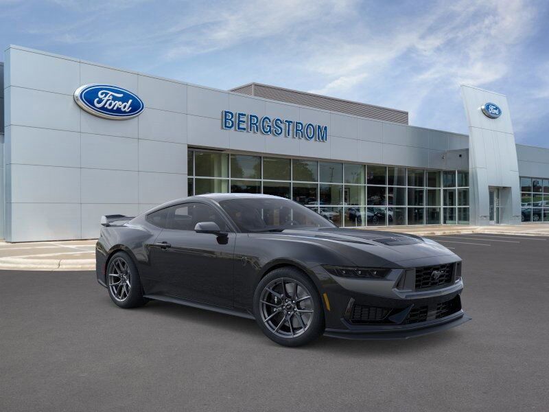 2025 Ford Mustang Dark Horse Green Bay WI