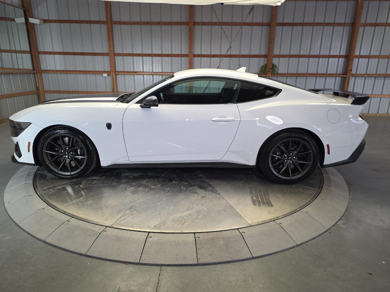 2025 Ford Mustang Dark Horse