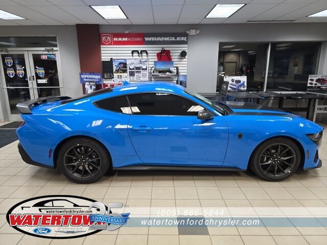 2025 Ford Mustang Dark Horse