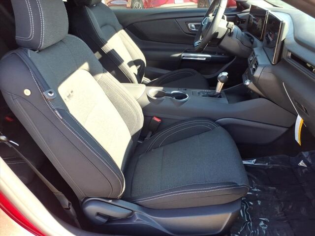 2025 Ford Mustang EcoBoost  TX