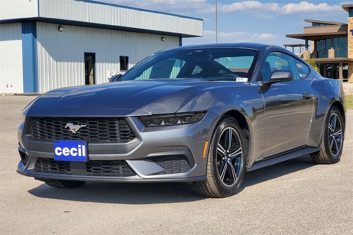 2025 Ford Mustang EcoBoost  TX
