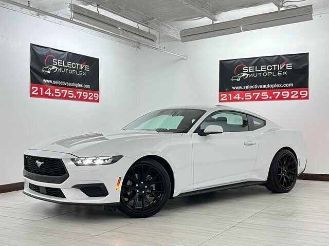 2025 Ford Mustang EcoBoost