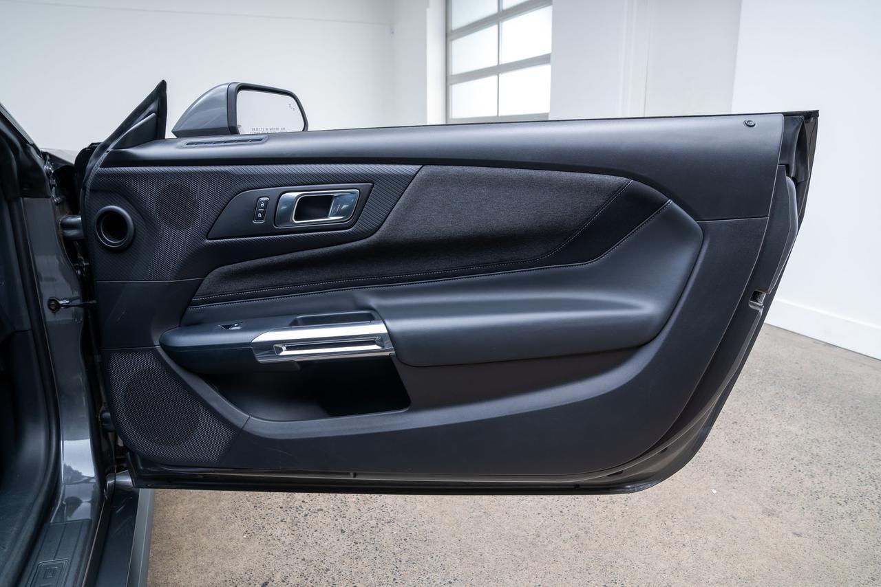 2025 Ford Mustang EcoBoost Cloth Bucket Seats / 100A Standard Package Portland OR