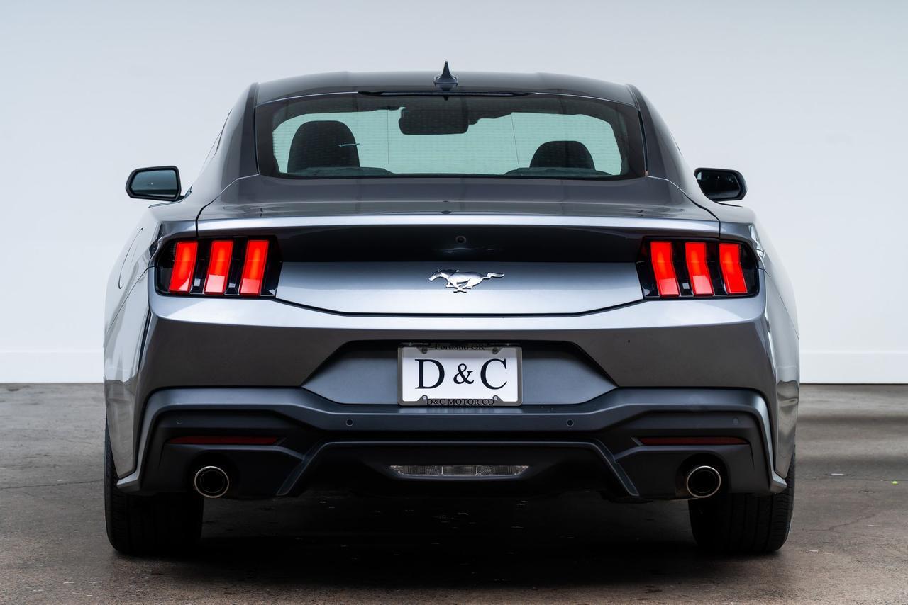 2025 Ford Mustang EcoBoost Cloth Bucket Seats / 100A Standard Package Portland OR