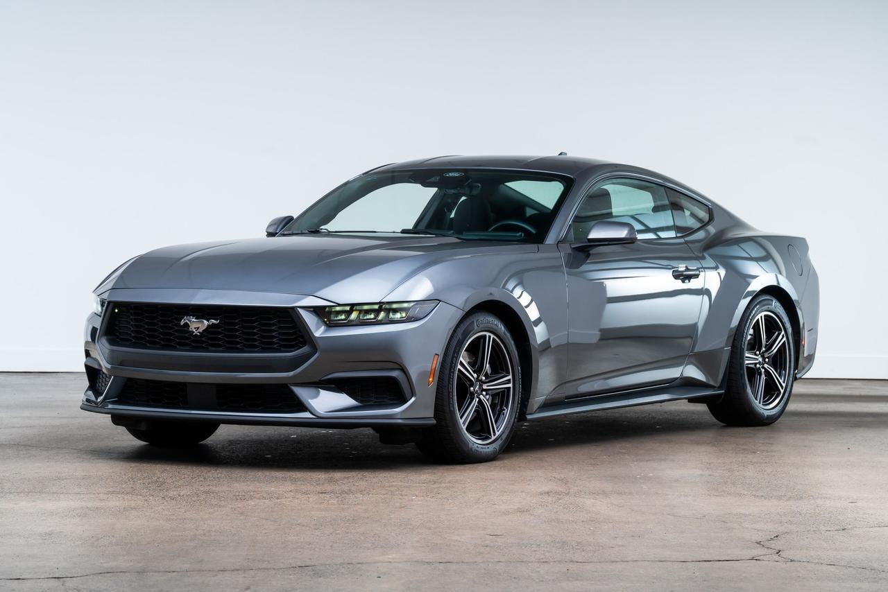 2025 Ford Mustang EcoBoost Cloth Bucket Seats / 100A Standard Package Portland OR