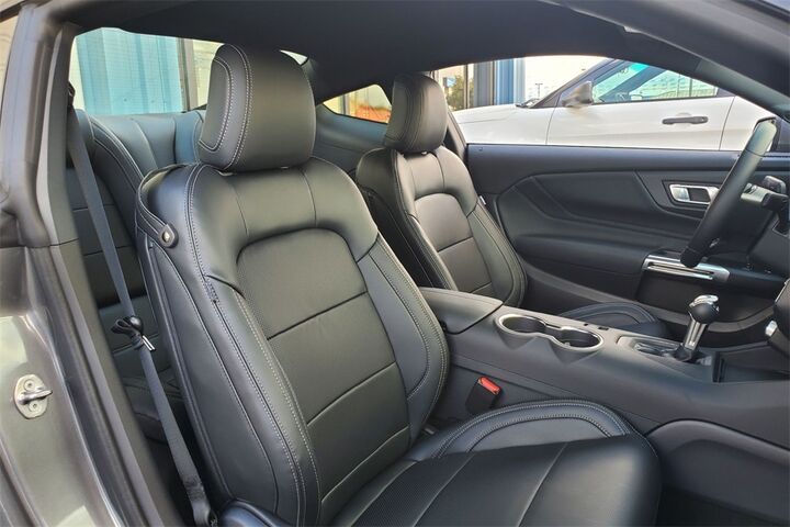 2025 Ford Mustang EcoBoost Premium  TX