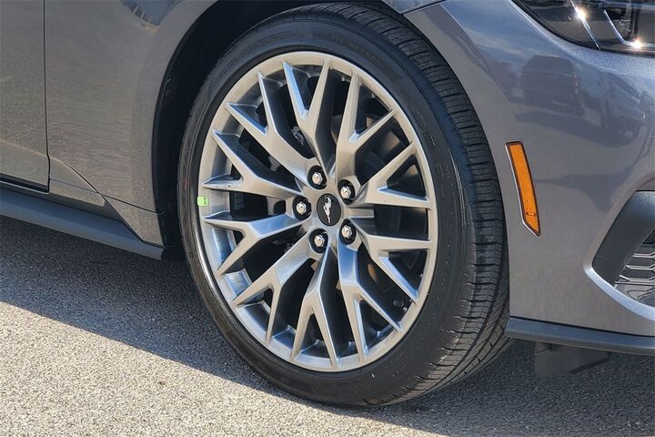 2025 Ford Mustang EcoBoost Premium  TX