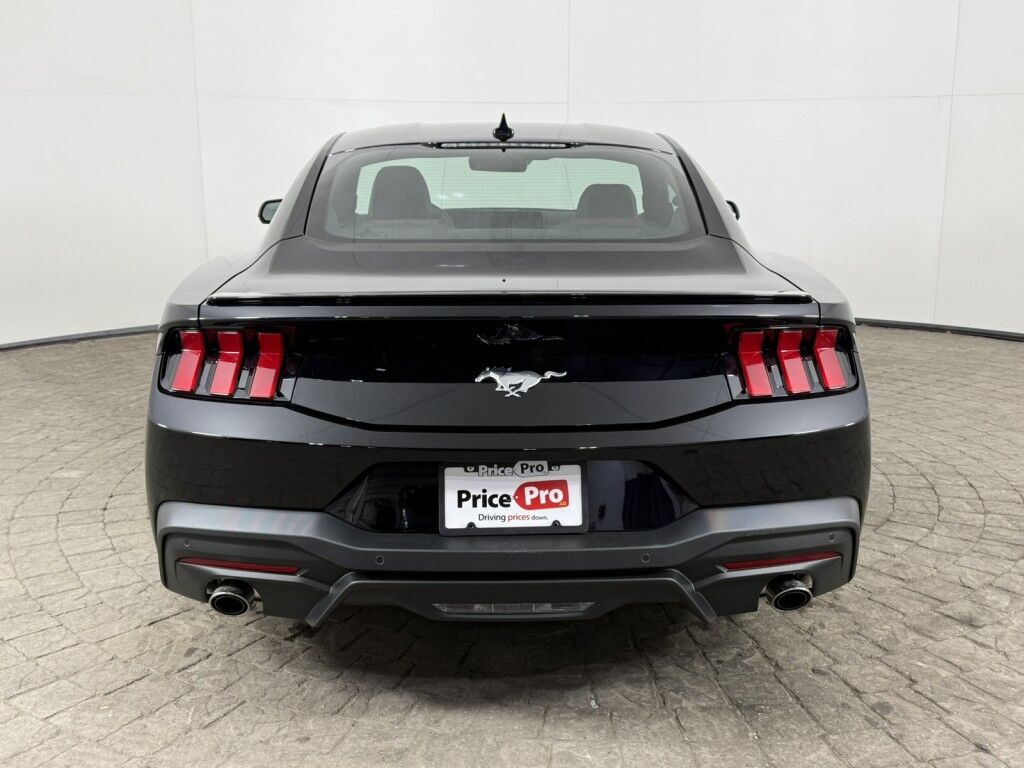 2025 Ford Mustang EcoBoost Premium Fastback Maumee OH