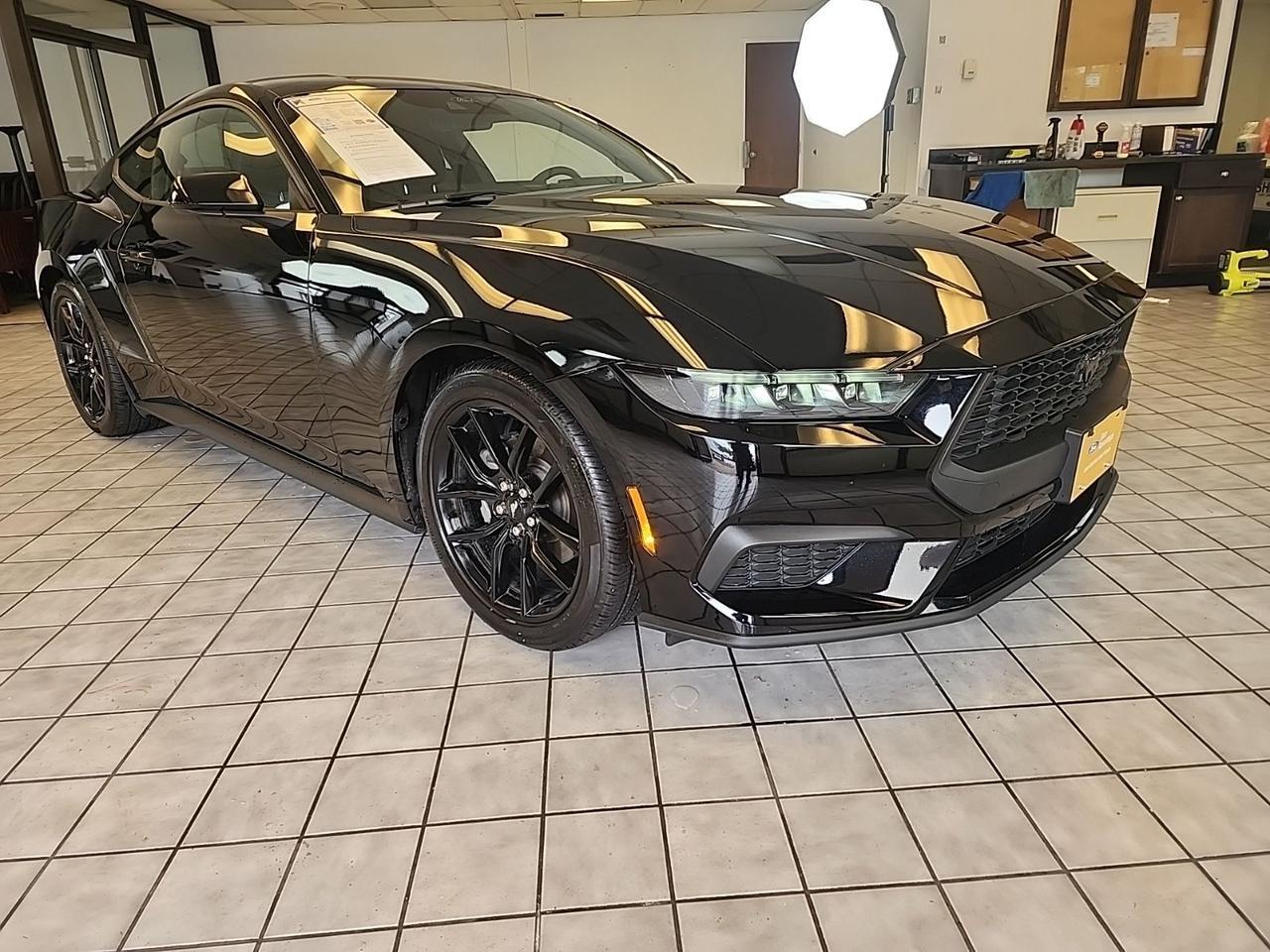 2025 Ford Mustang EcoBoost