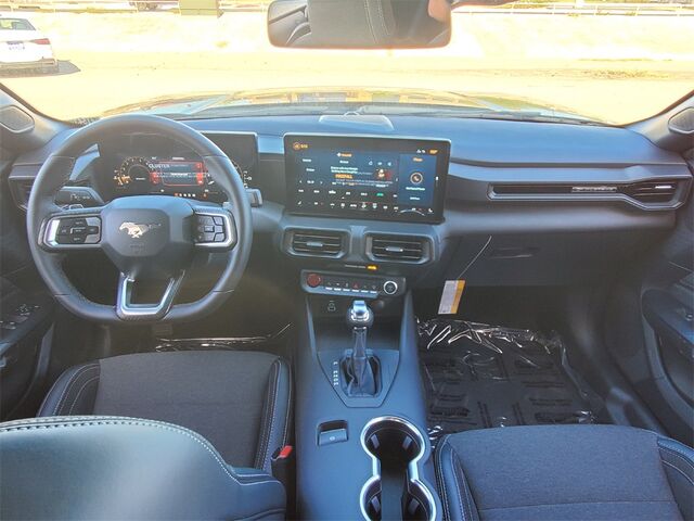 2025 Ford Mustang GT  TX
