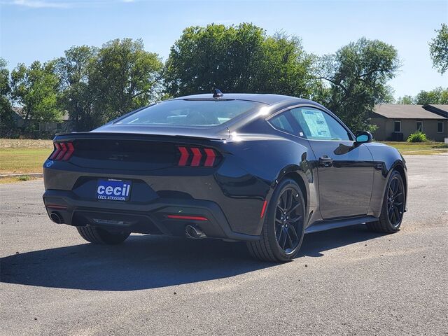2025 Ford Mustang GT  TX