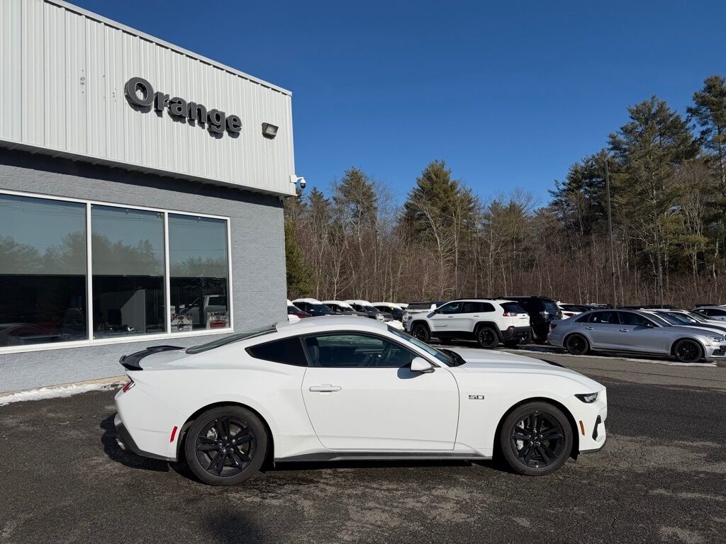 2025 Ford Mustang GT Orange MA