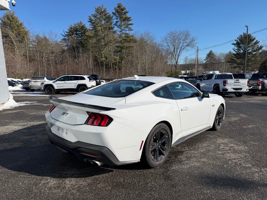 2025 Ford Mustang GT Orange MA