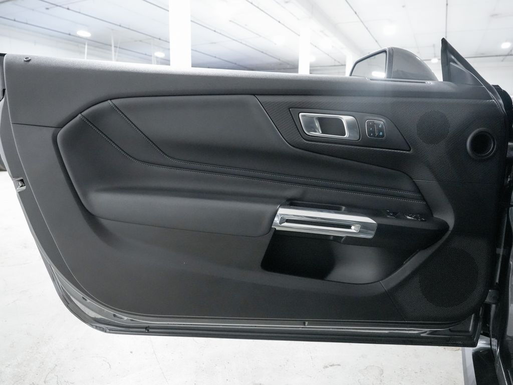 2025 Ford Mustang GT Premium - Photo 29