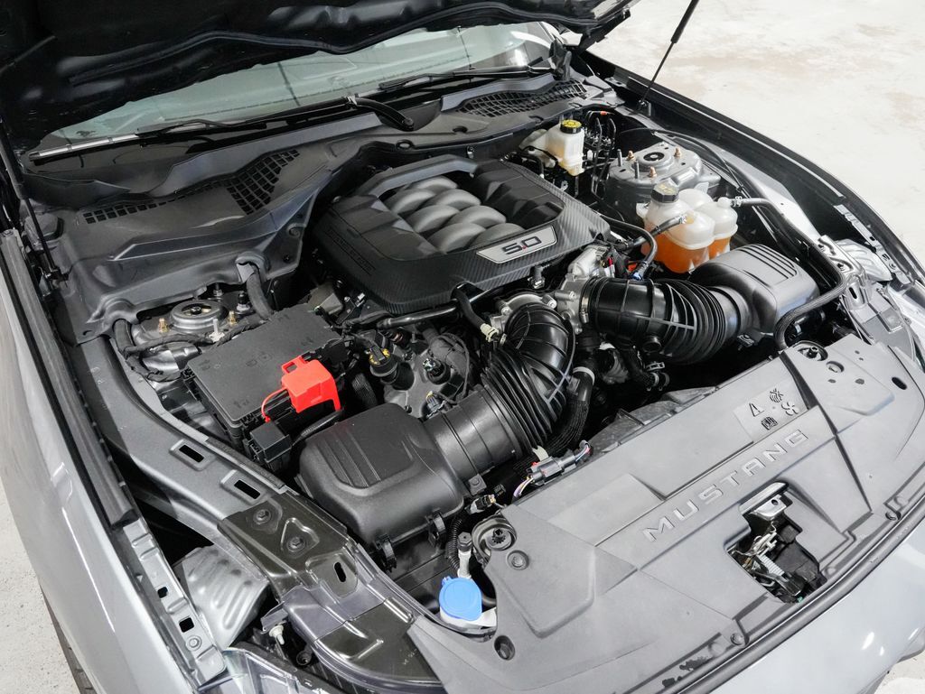 2025 Ford Mustang GT Premium - Photo 34