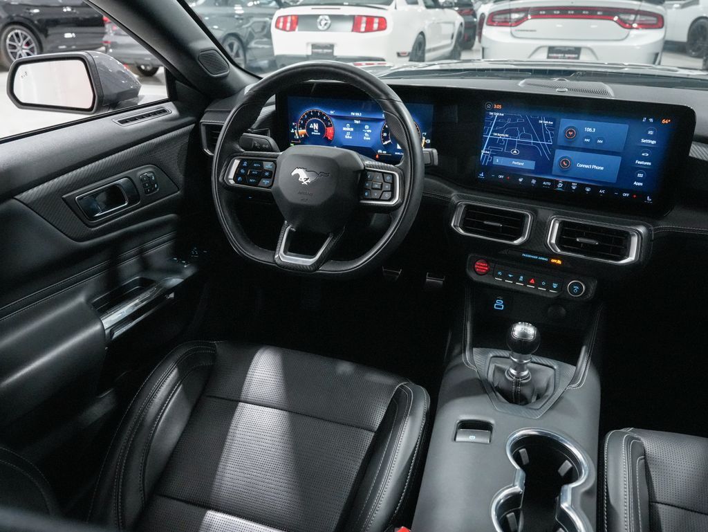 2025 Ford Mustang GT Premium - Photo 11