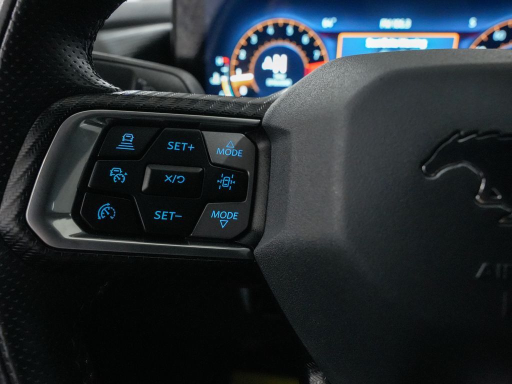 2025 Ford Mustang GT Premium - Photo 14