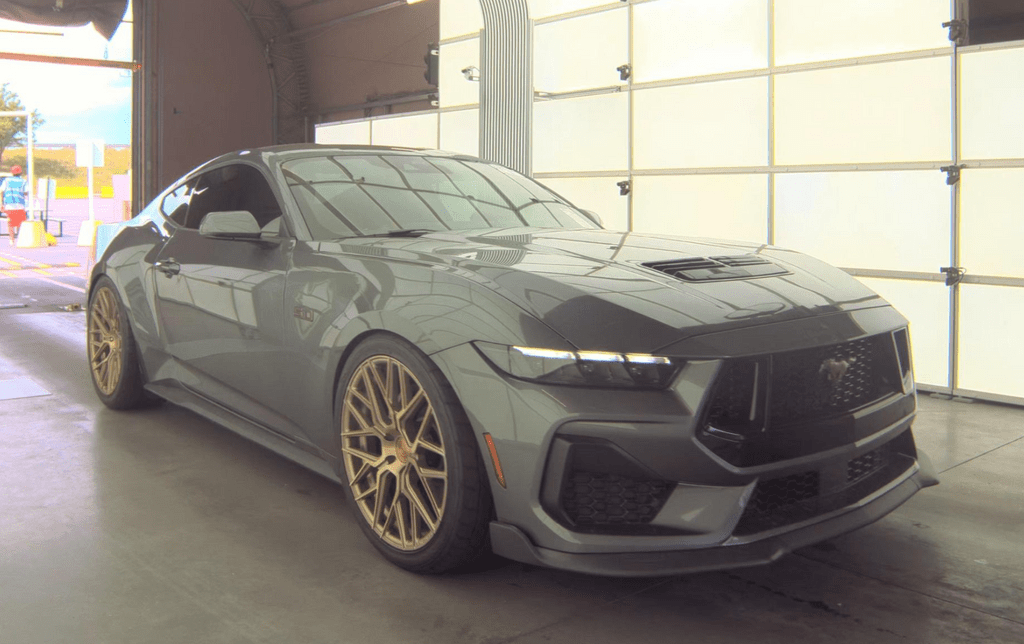 2025 Ford Mustang GT Premium