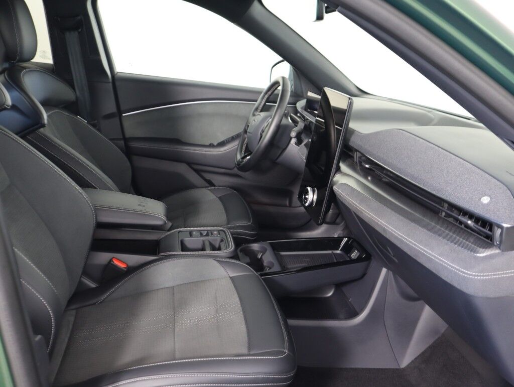 2025 Ford Mustang Mach-E GT AWD w/Bronze Appearance Maumee OH