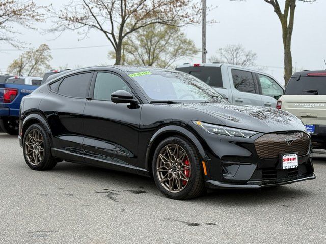 2025 Ford Mustang Mach-E