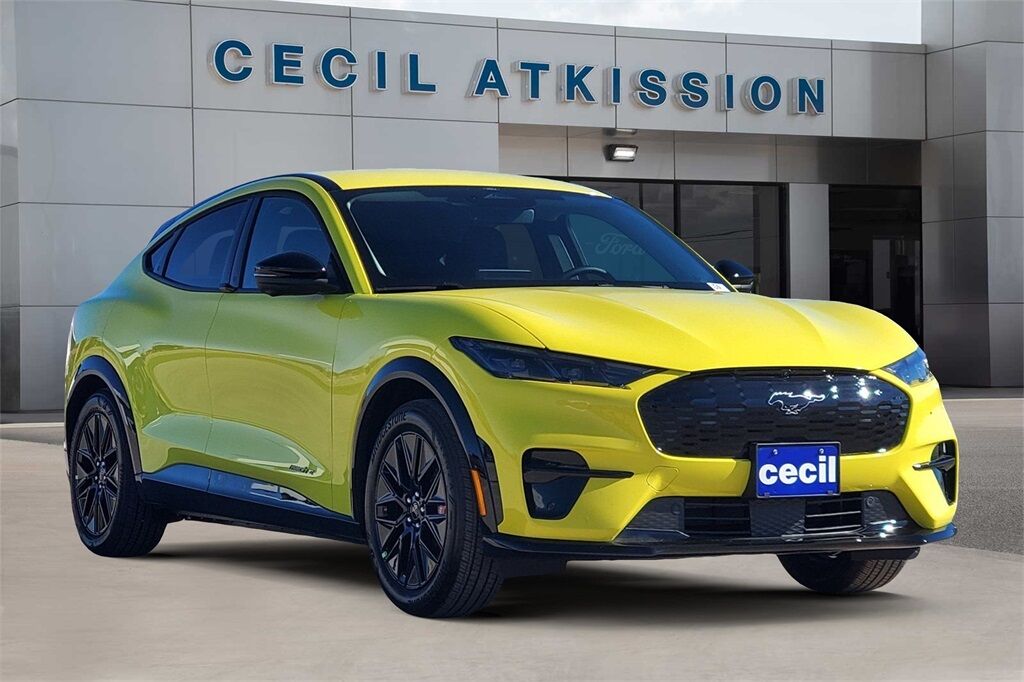 2025 Ford Mustang Mach-E