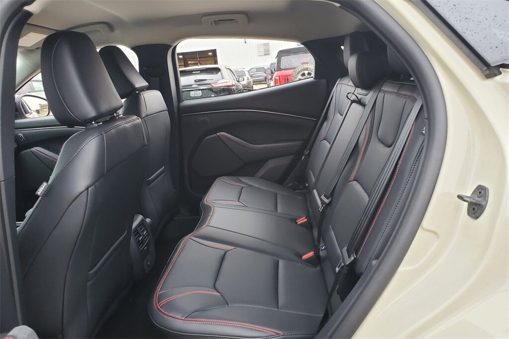 2025 Ford Mustang Mach-E Premium Hondo TX