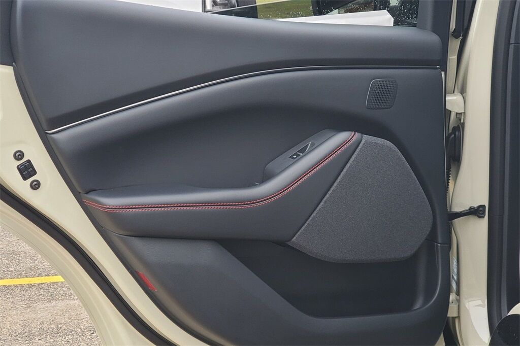 2025 Ford Mustang Mach-E Premium Hondo TX