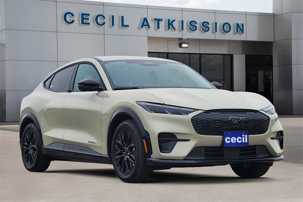 2025 Ford Mustang Mach-E