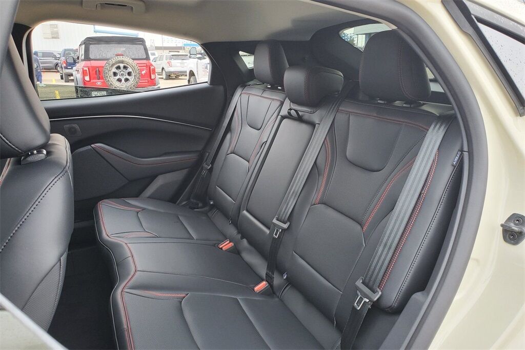 2025 Ford Mustang Mach-E Premium Hondo TX