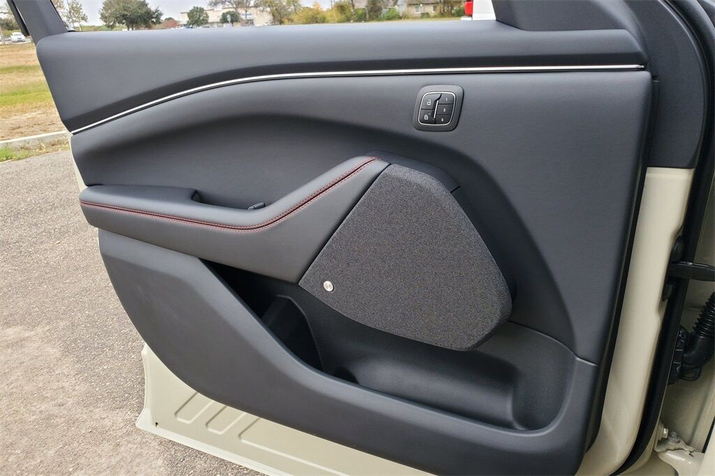 2025 Ford Mustang Mach-E Premium Hondo TX