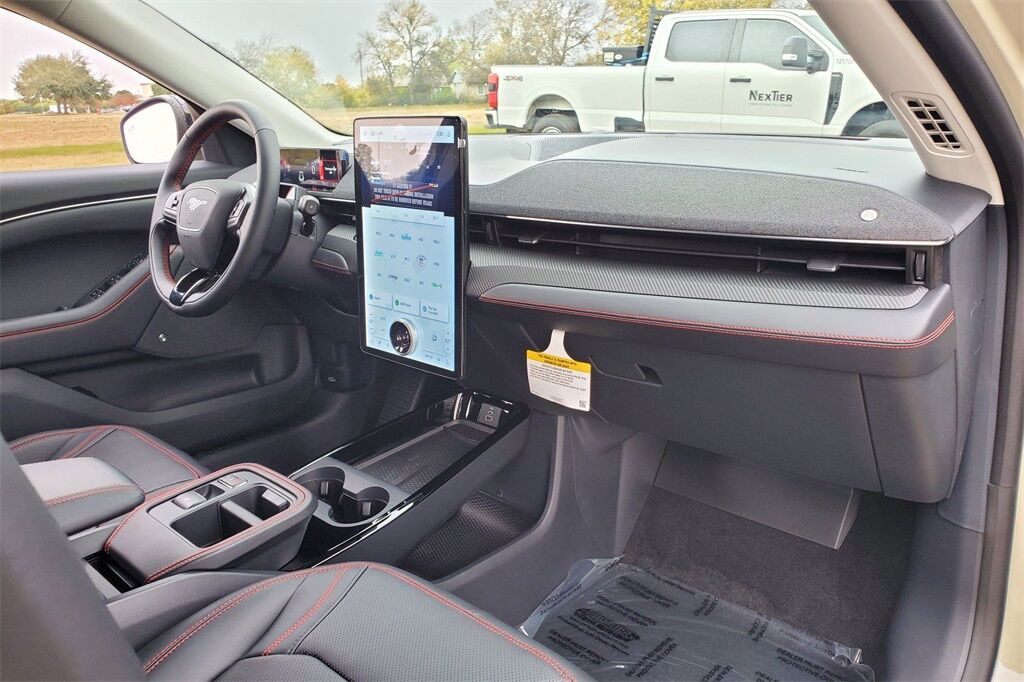 2025 Ford Mustang Mach-E Premium Hondo TX