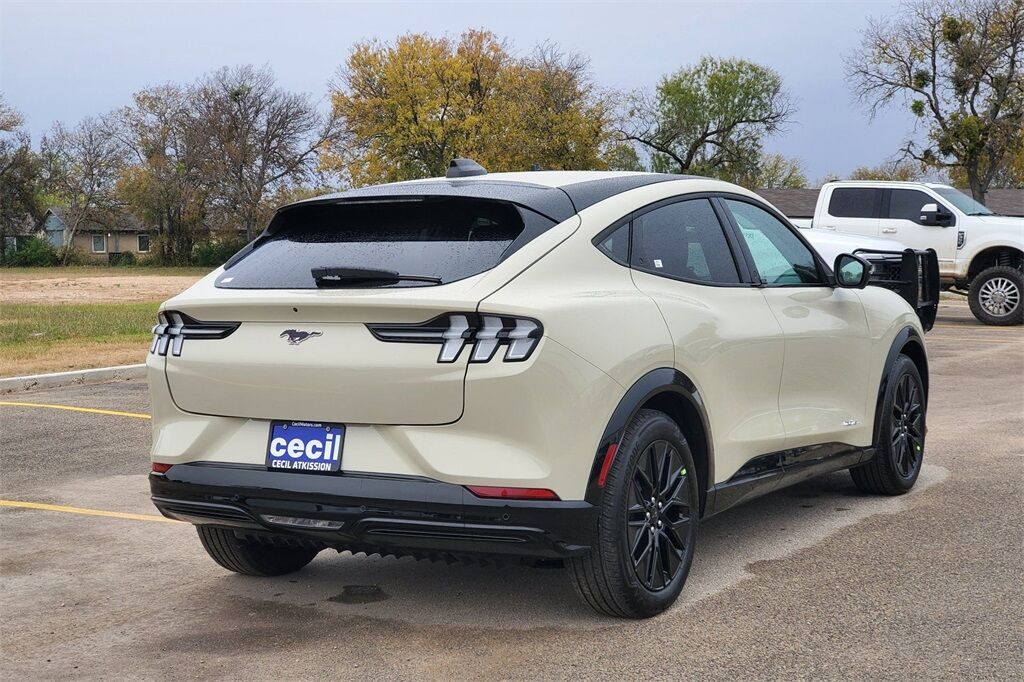 2025 Ford Mustang Mach-E Premium Hondo TX