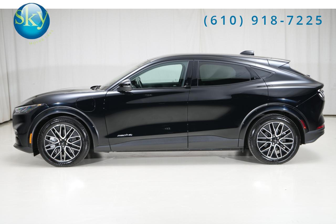 2025 Ford Mustang Mach-E Premium Extended Range AWD