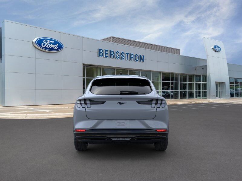 2025 Ford Mustang Mach-E Premium Green Bay WI