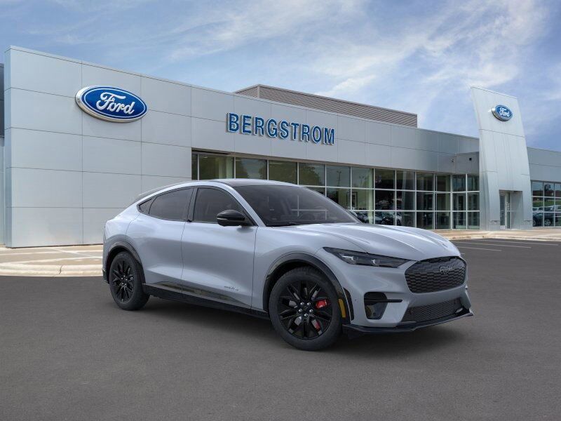 2025 Ford Mustang Mach-E Premium Green Bay WI