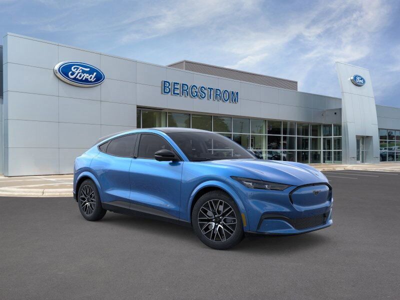 2025 Ford Mustang Mach-E Premium Green Bay WI
