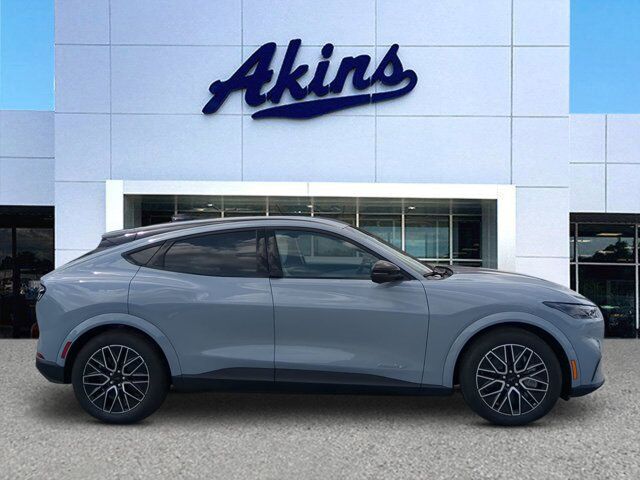 2025 Ford Mustang Mach-E Premium Appleton WI